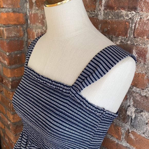 Madewell Texture and Thread Navy Stripped Crop Top - Picture 2 of 6
